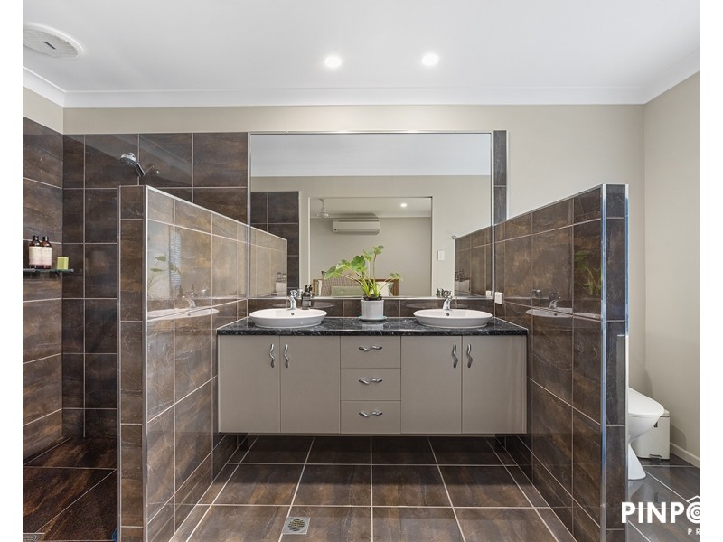 4 Schooner Avenue, Bucasia QLD 4750