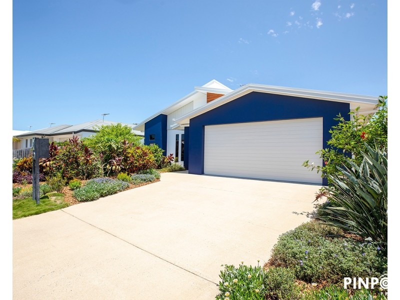 4 Schooner Avenue, Bucasia QLD 4750