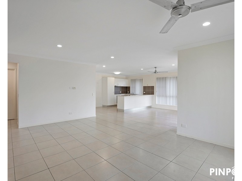 7 Coogee Terrace, Blacks Beach QLD 4740