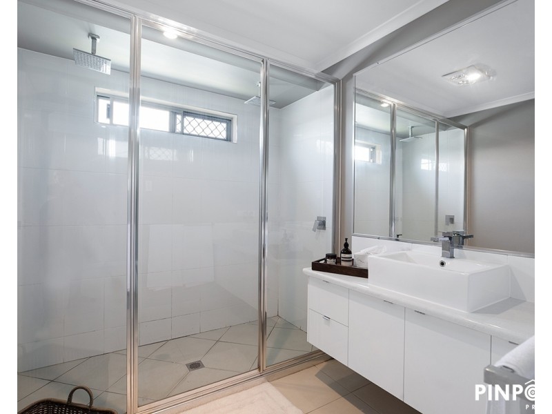 3 Pamela Street, Beaconsfield QLD 4740