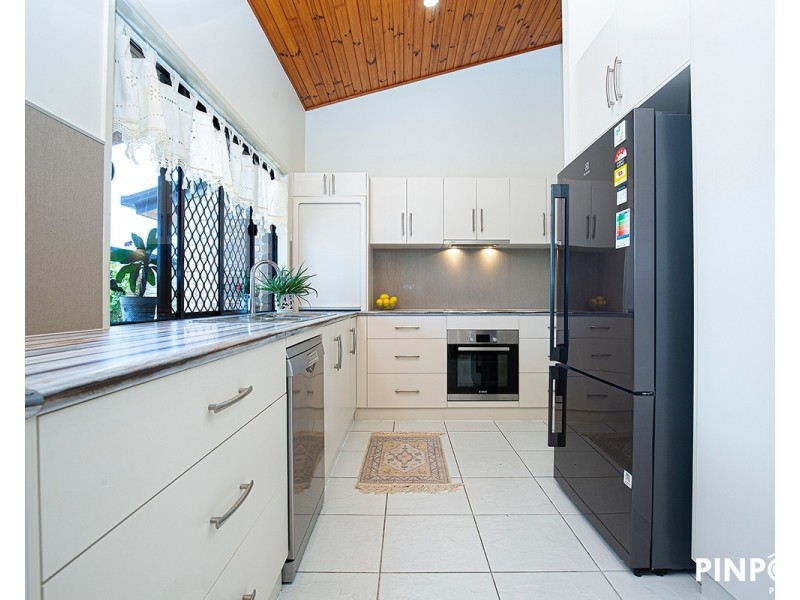 11 Yaralla Avenue, East Mackay QLD 4740