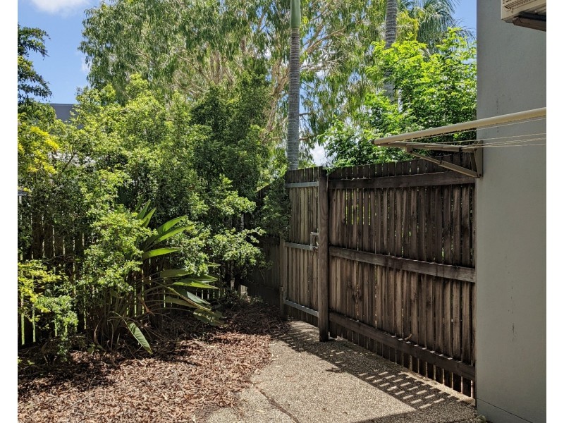 2/19 Windmill Crossing, Mount Pleasant QLD 4740