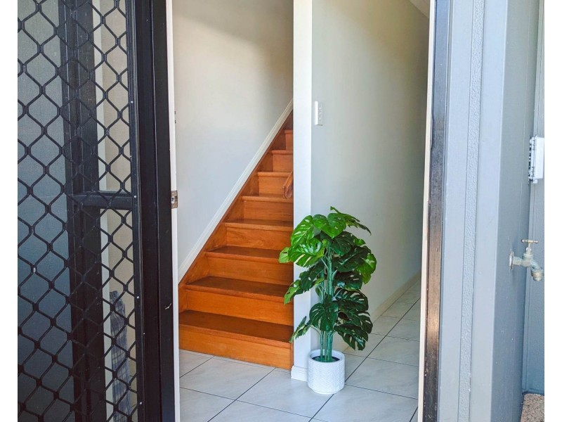 2/19 Windmill Crossing, Mount Pleasant QLD 4740