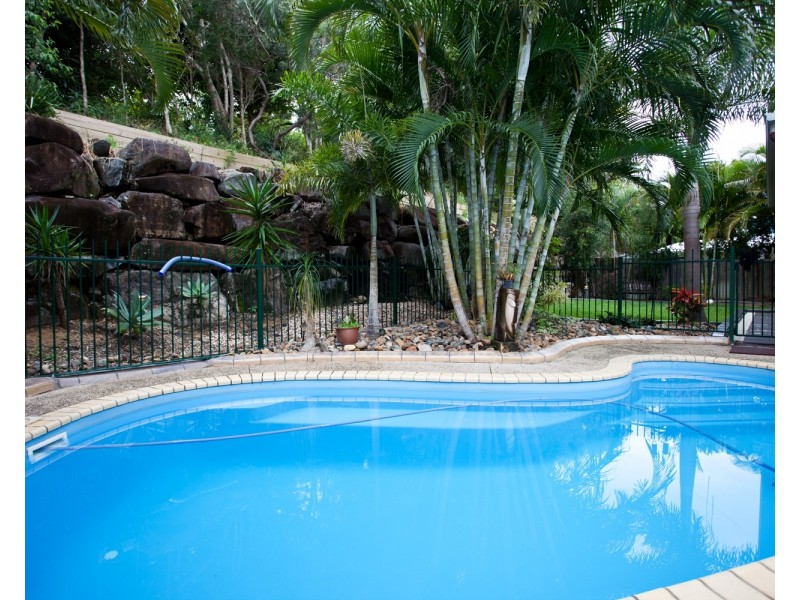 7 Navigator Court, Shoal Point QLD 4750