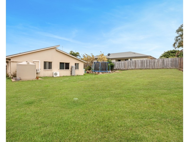 17 James Cook Drive, Rural View QLD 4740
