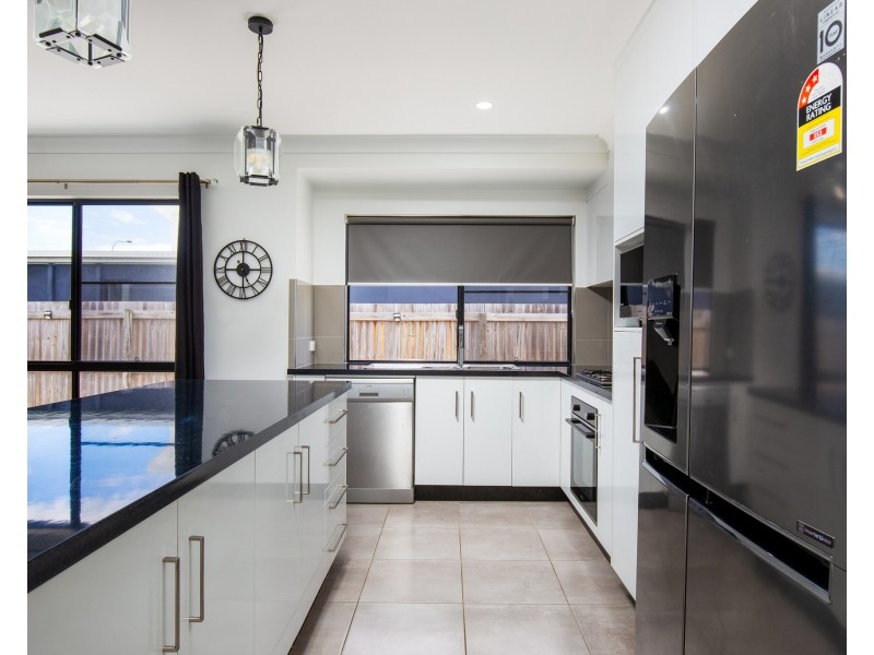 21 Beachwood Circuit, Bakers Creek QLD 4740