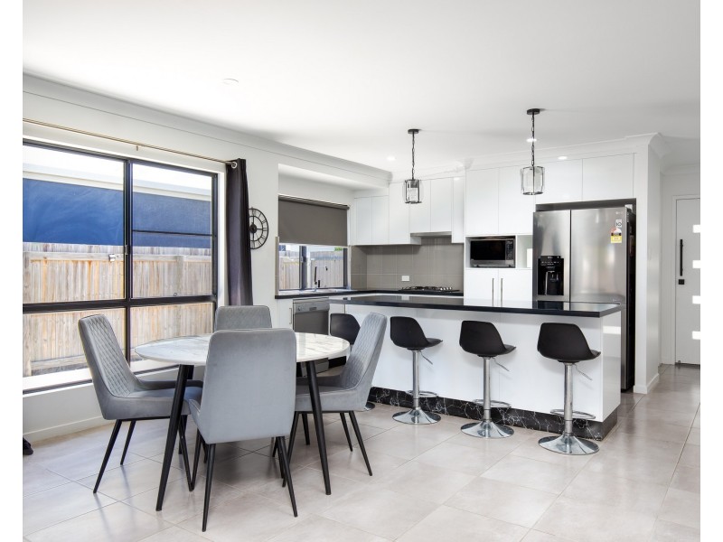 21 Beachwood Circuit, Bakers Creek QLD 4740