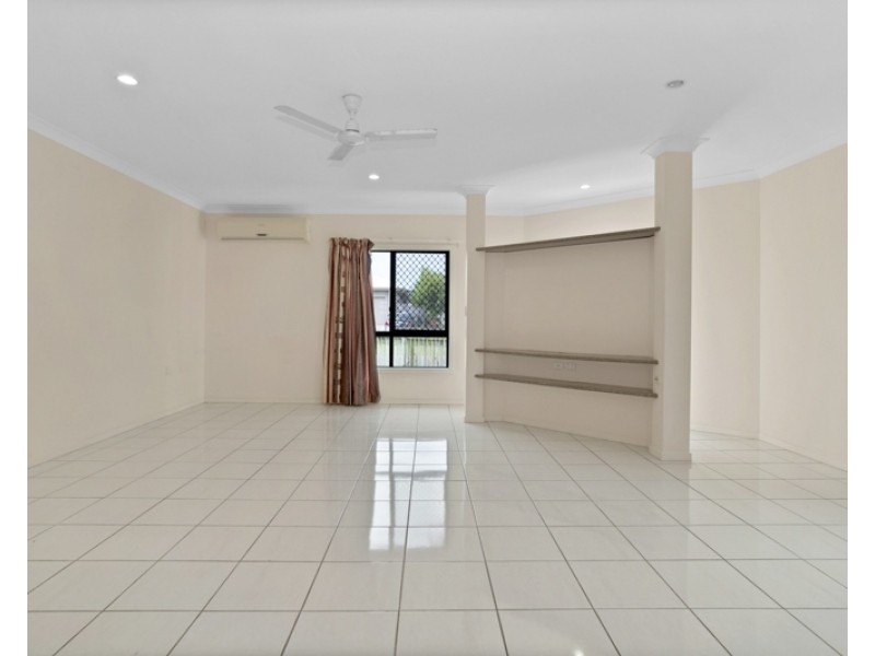 44 Hangan Street, Bucasia QLD 4750