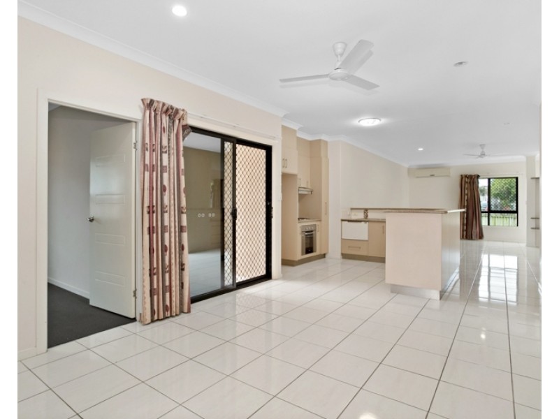 44 Hangan Street, Bucasia QLD 4750