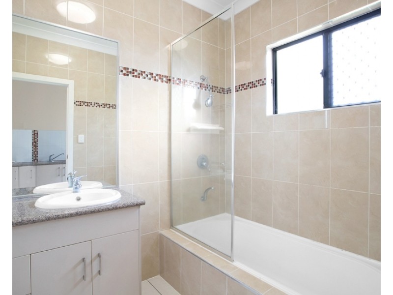 44 Hangan Street, Bucasia QLD 4750