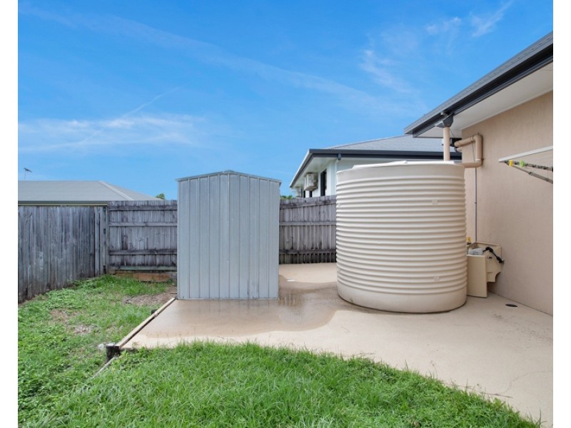 44 Hangan Street, Bucasia QLD 4750