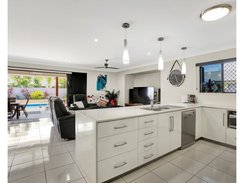 7 Monterrico Circuit, Beaconsfield QLD 4740