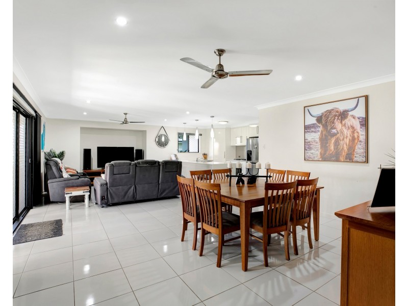 7 Monterrico Circuit, Beaconsfield QLD 4740