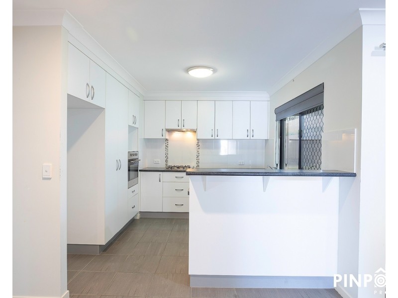 37 Montgomery Street, Rural View QLD 4740