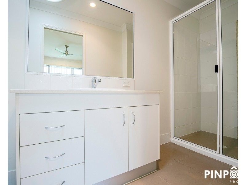 2/28 Coogee Terrace, Blacks Beach QLD 4740