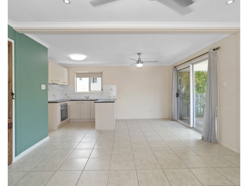 2/14-16 Vincent Street, South Mackay QLD 4740