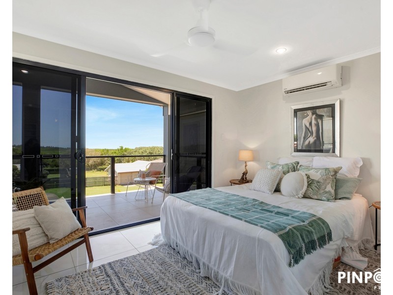 17 Woodlands Drive, Eimeo QLD 4740