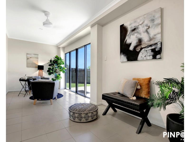 17 Woodlands Drive, Eimeo QLD 4740