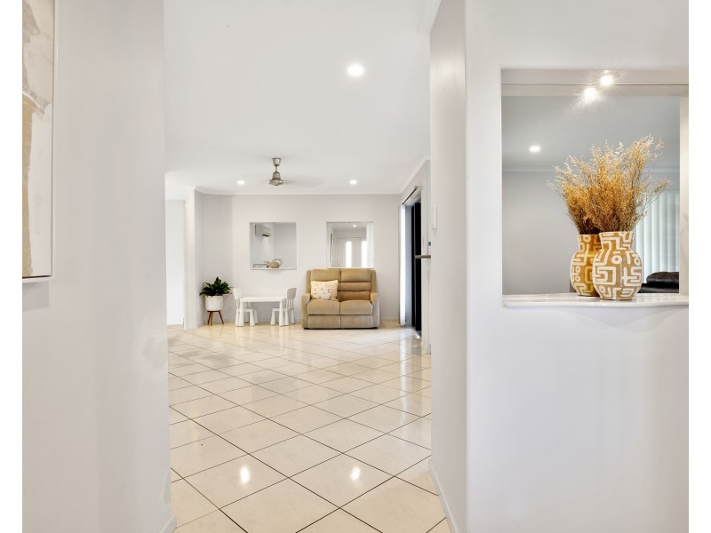 13 Victor Avenue, Glenella QLD 4740