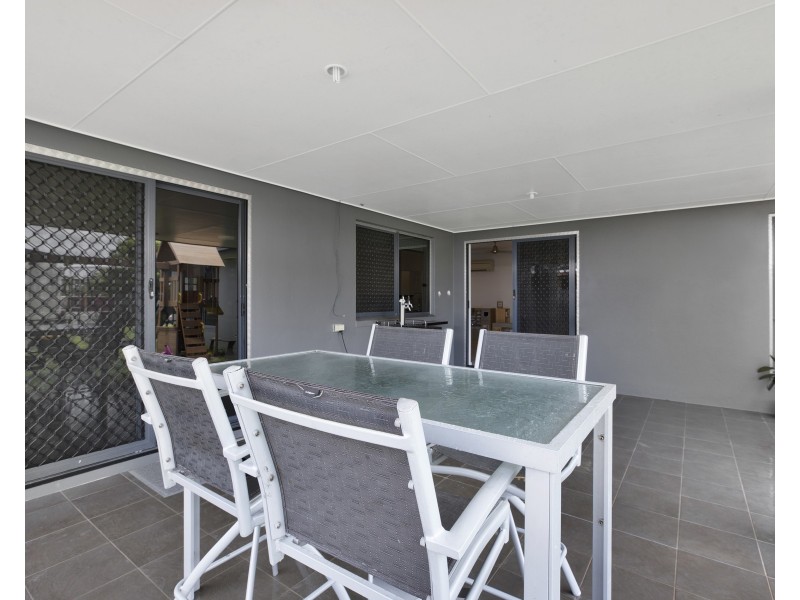 13 Victor Avenue, Glenella QLD 4740