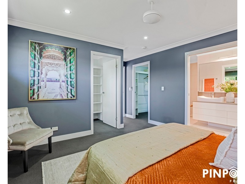 8 Oysterlee Street, Beaconsfield QLD 4740