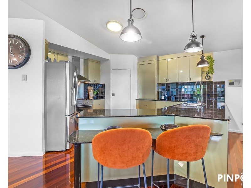 6 Essex Court, Richmond QLD 4740