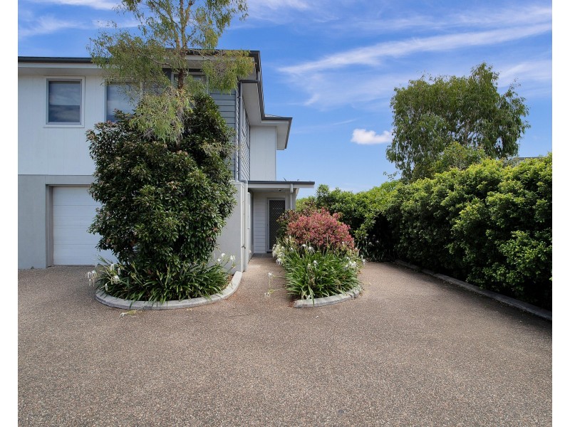 2/11 Sapphire Court, North Mackay QLD 4740