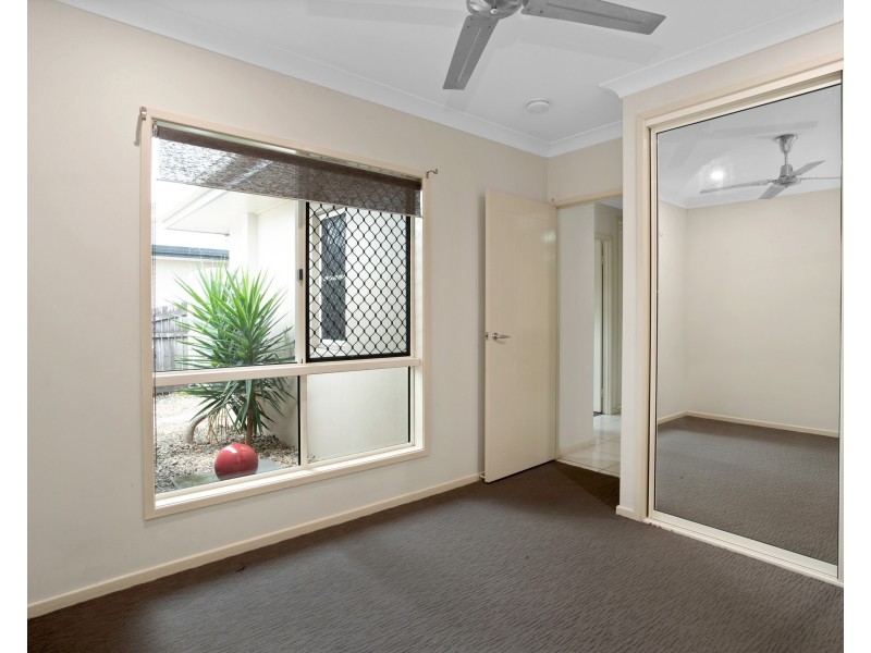 7 Gillies Court, Rural View QLD 4740