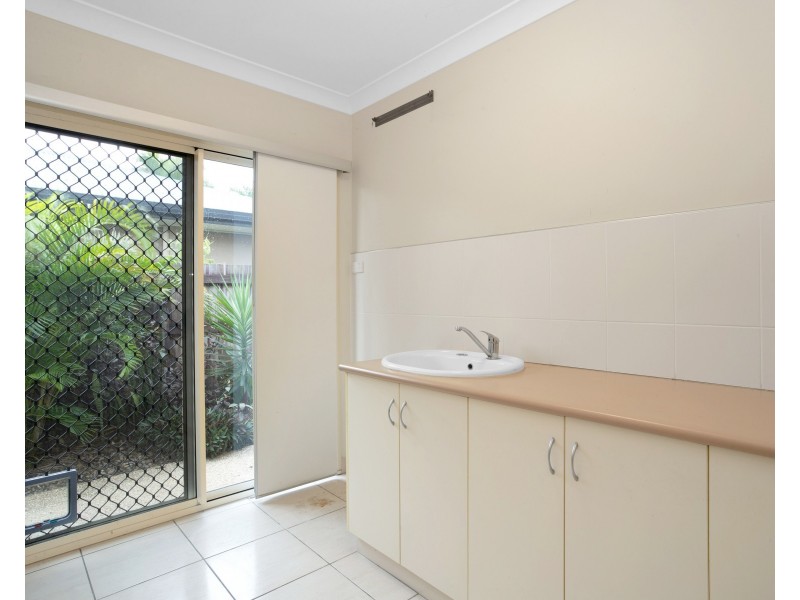 7 Gillies Court, Rural View QLD 4740