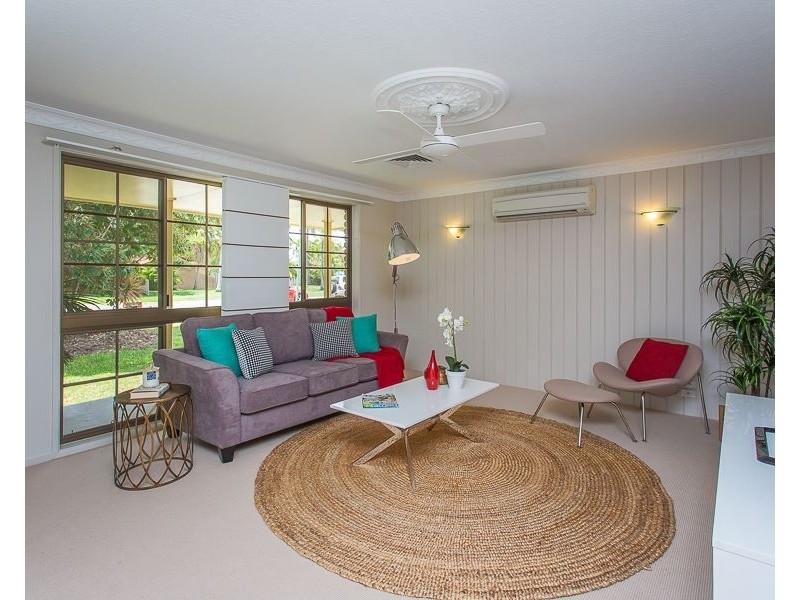 7 Sunset Beach Court, Shoal Point QLD 4750