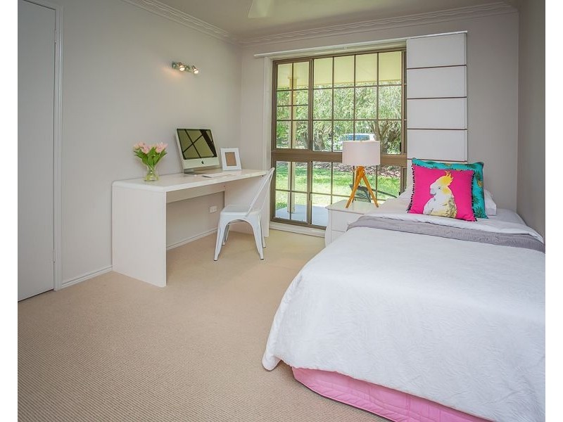 7 Sunset Beach Court, Shoal Point QLD 4750