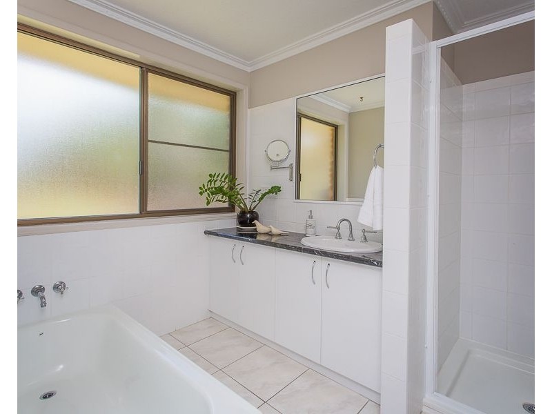 7 Sunset Beach Court, Shoal Point QLD 4750