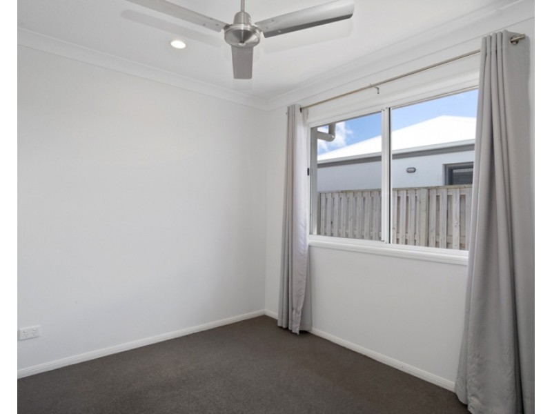 26 Scarborough Circuit, Blacks Beach QLD 4740