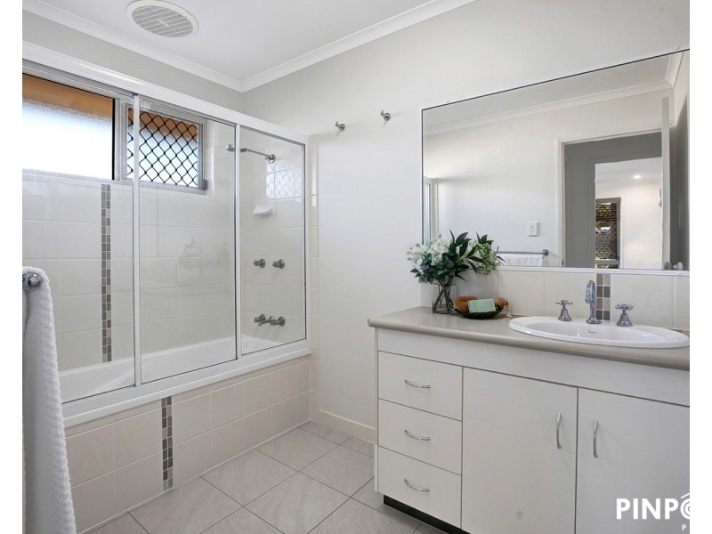 40 Kinghorn Street, Eimeo QLD 4740