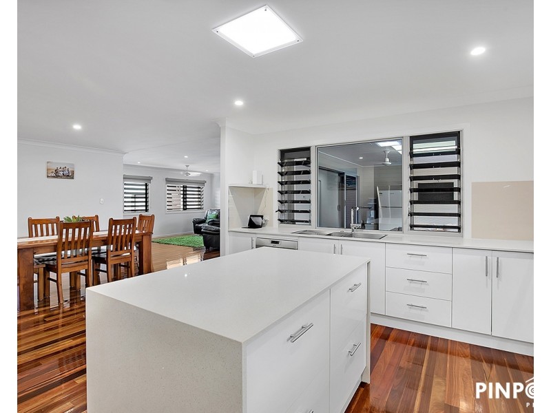 5 Balzan Drive, Rural View QLD 4740