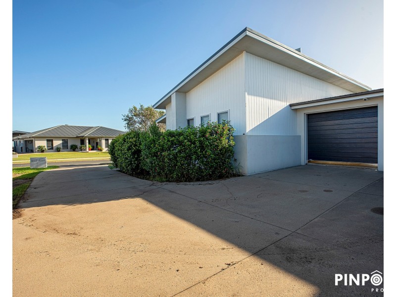 2/25 Reef Drive, Sarina QLD 4737