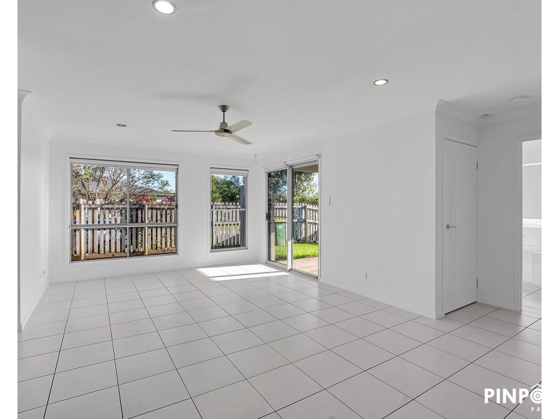 2/25 Reef Drive, Sarina QLD 4737