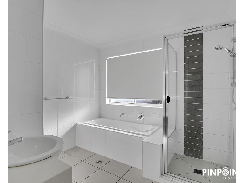 2/25 Reef Drive, Sarina QLD 4737