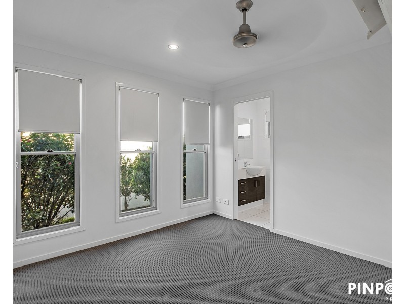 2/25 Reef Drive, Sarina QLD 4737