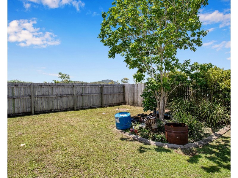 2/46 Millenium Drive, Sarina QLD 4737