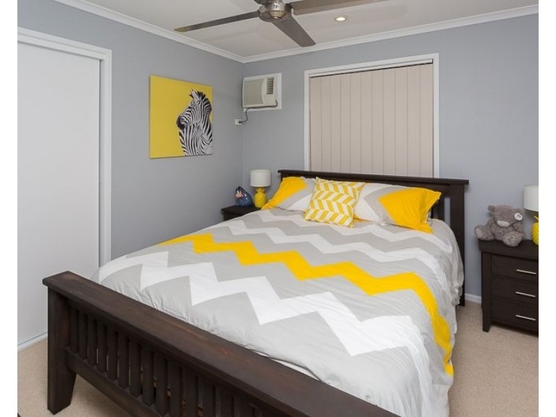 11 Gillies Court, Rural View QLD 4740