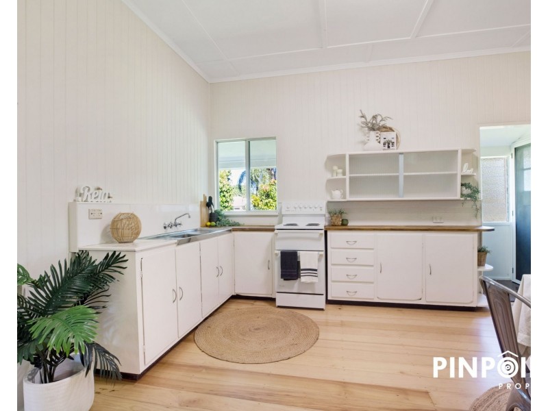 37 Schaefer Street, West Mackay QLD 4740