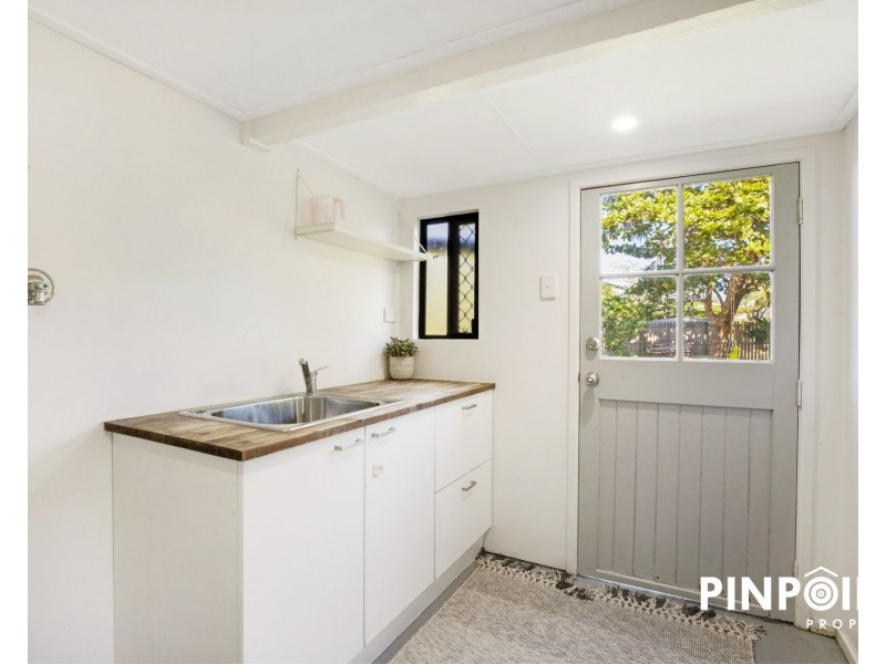 37 Schaefer Street, West Mackay QLD 4740