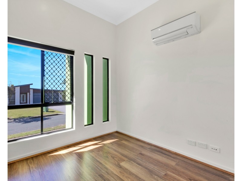 22 Dobinson Street, Bucasia QLD 4750