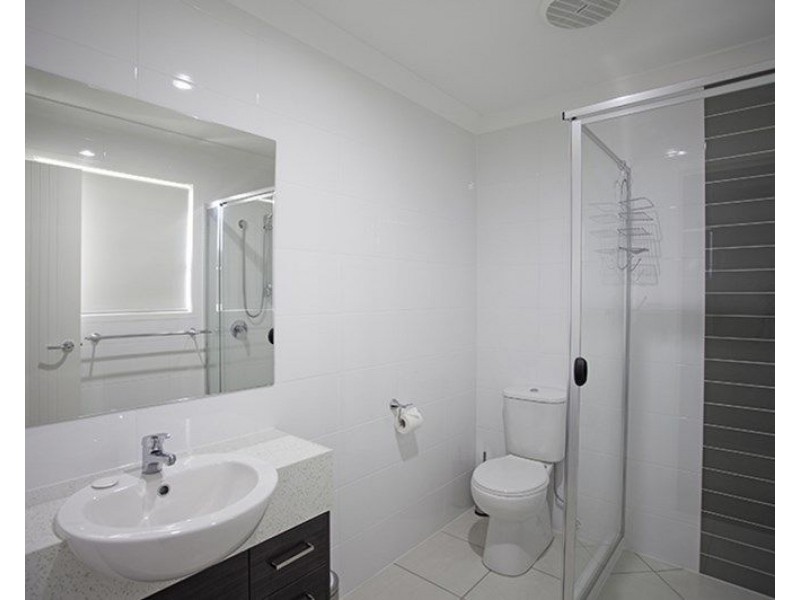 2/35 Makybe Diva Drive, Ooralea QLD 4740