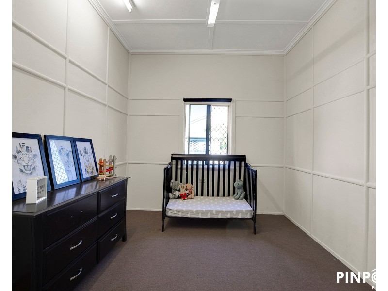 22 Mary Street, West Mackay QLD 4740
