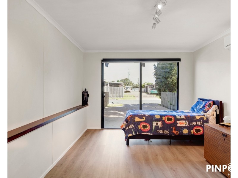22 Mary Street, West Mackay QLD 4740