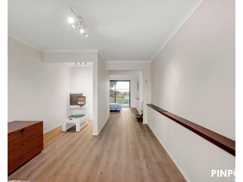 22 Mary Street, West Mackay QLD 4740