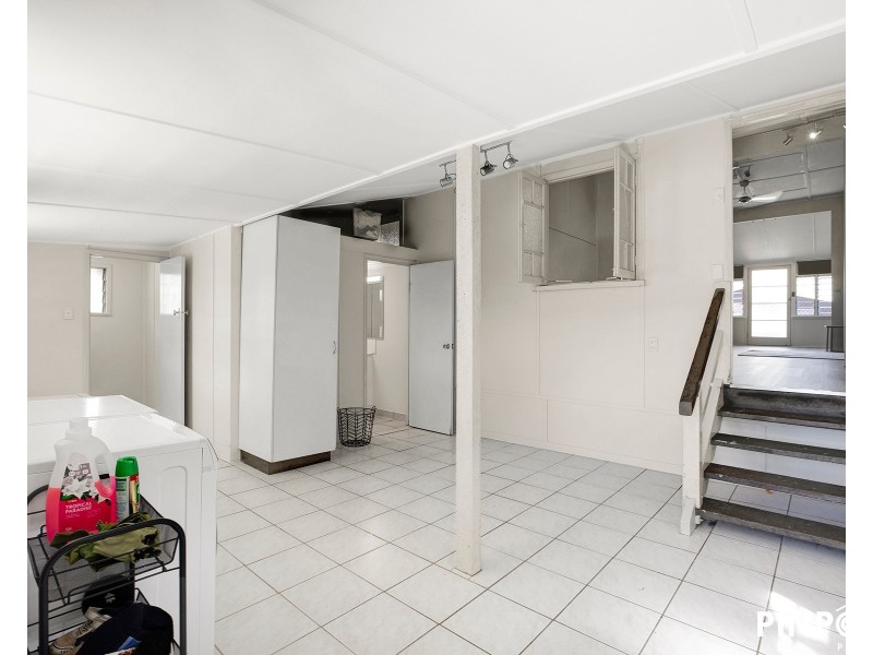 22 Mary Street, West Mackay QLD 4740