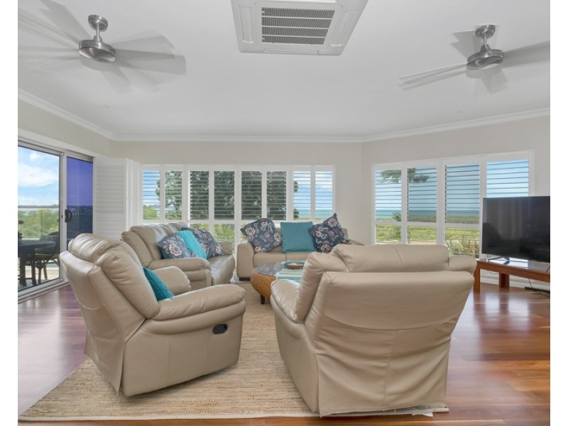 25A Slade Esplanade, Slade Point QLD 4740